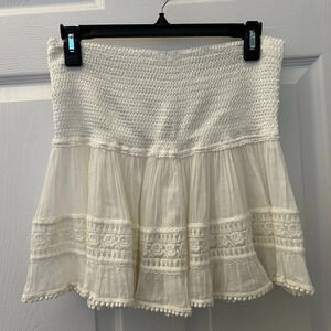 . SUNDAY ST. TROPEZ embroidered skirt in white sz M